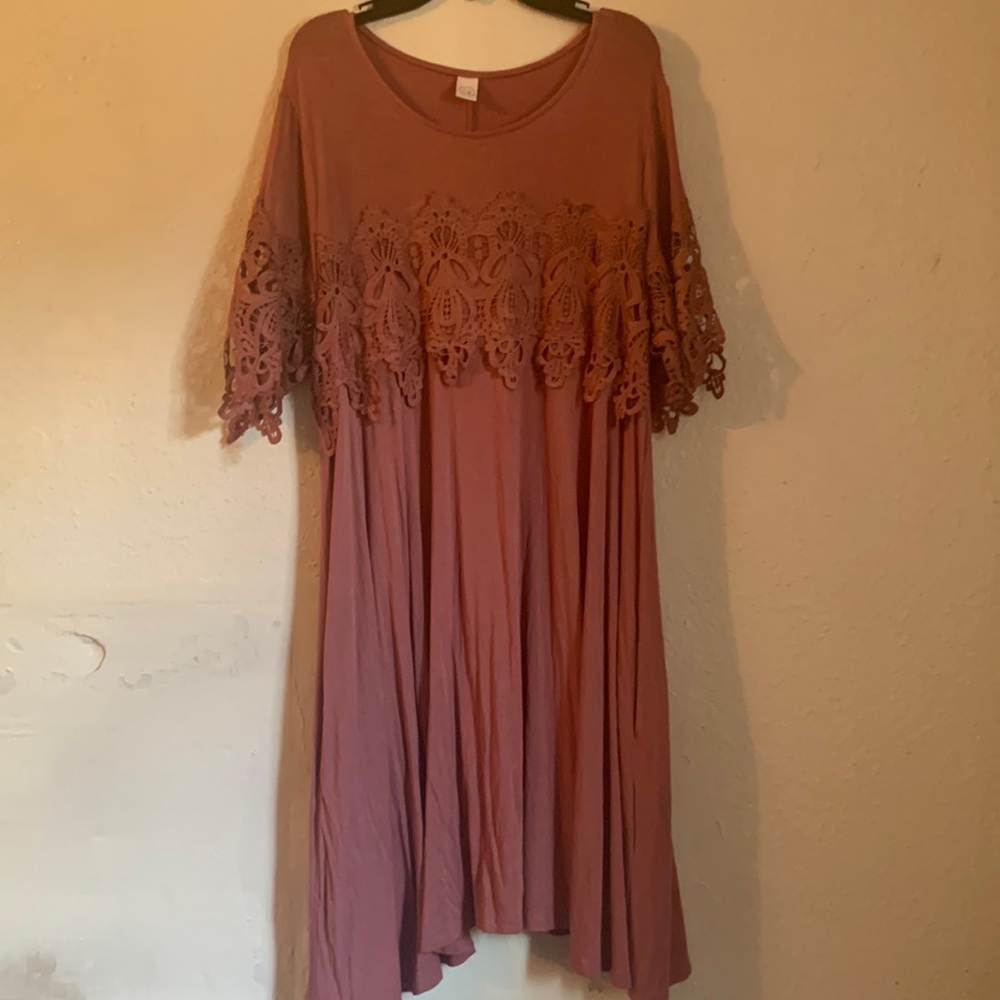 Large mauve dress. New worn only tried on